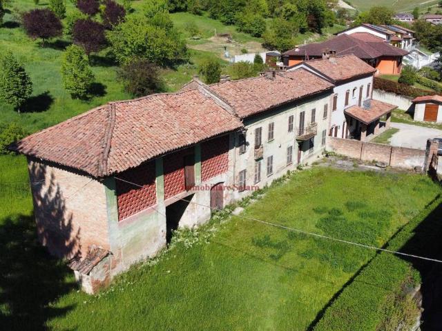 Rustico in vendita a Piemonte, Asti