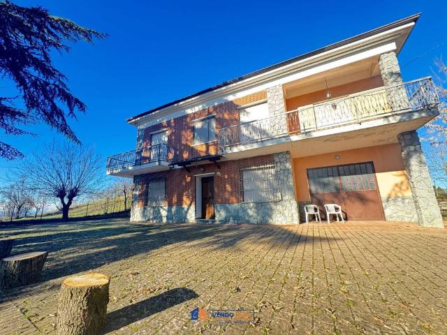 Rustico in vendita a Piemonte, Asti