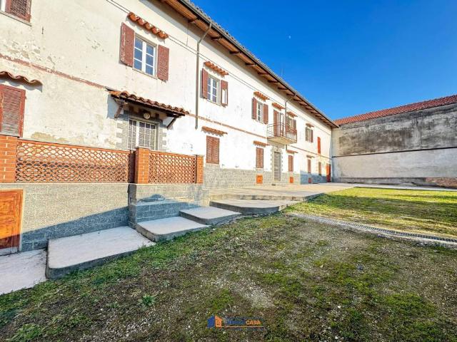 Rustico in vendita a Piemonte, Asti