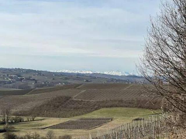 Rustico in vendita a Piemonte, Asti