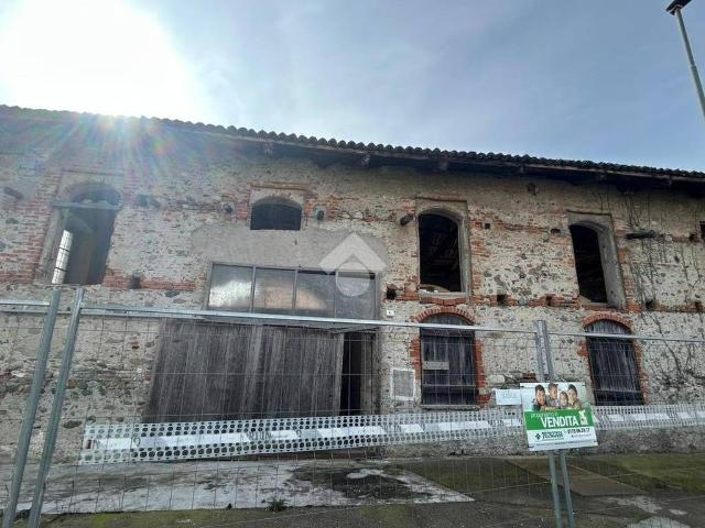 Rustico in vendita a Costigliole Saluzzo, Cuneo