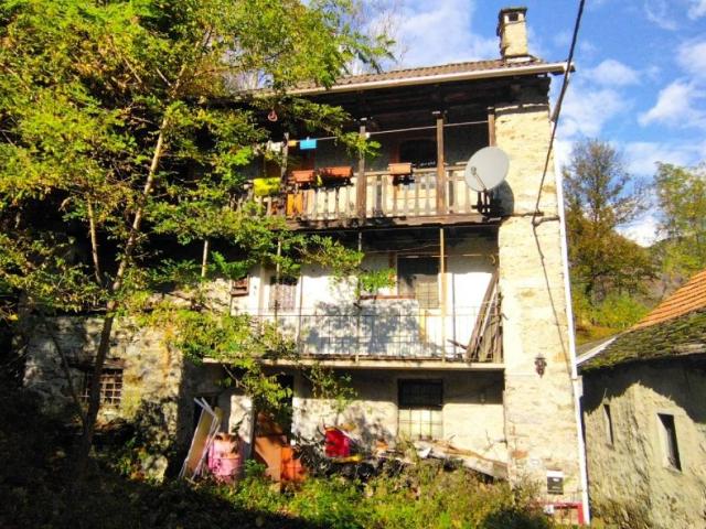 Rustico in vendita a Cellio con Breia, Piemonte