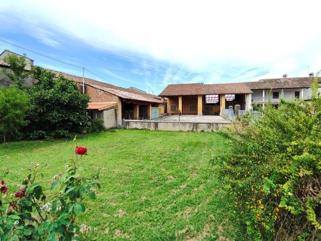 Rustico in vendita a Credera Rubbiano, Lombardia