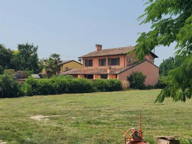 Rustico in vendita a Crema, Lombardia