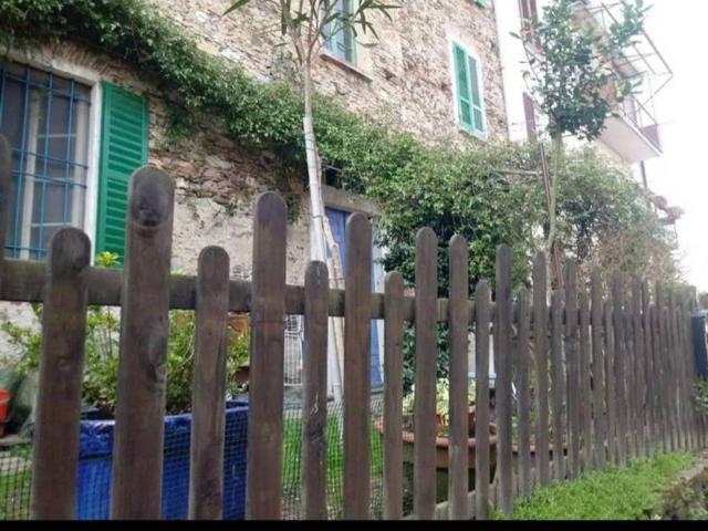 Rustico in vendita a Comunità Montana del Piambello, Cremenaga