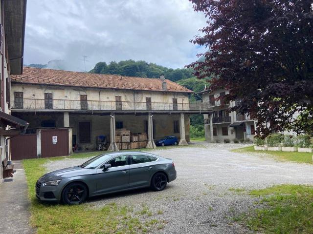 Rustico in vendita a Maggio, Cremeno