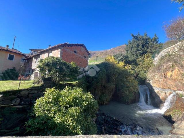 Rustico in vendita a Cremia, Lombardia