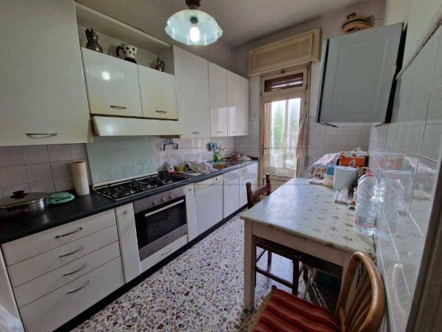 Villa Indipendente in vendita a Cremona, Lombardia