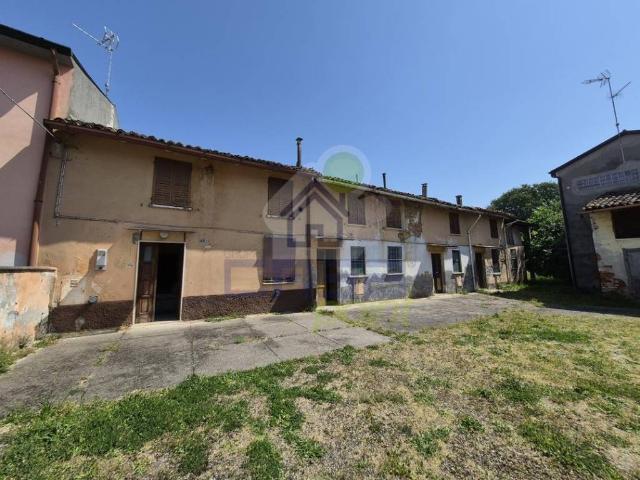 Rustico in vendita a San Felice, Cremona