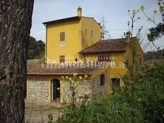 Rustico in vendita a Crespina Lorenzana, Crespina