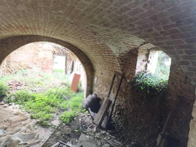 Rustico in vendita a Crespina Lorenzana, Crespina