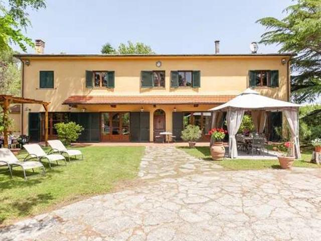 Rustico in vendita a Crespina Lorenzana, Crespina
