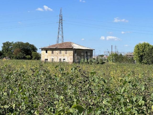 Rustico in vendita a Unione Terre d'Acqua, Crevalcore
