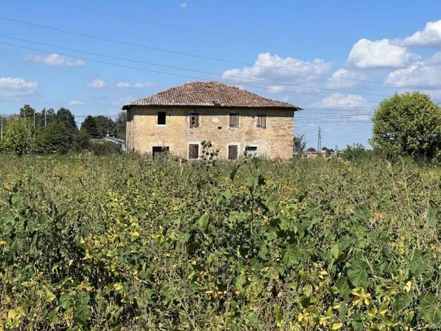 Rustico in vendita a Unione Terre d'Acqua, Crevalcore