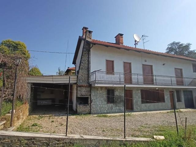Rustico in vendita a Pilone Canalis, Piemonte