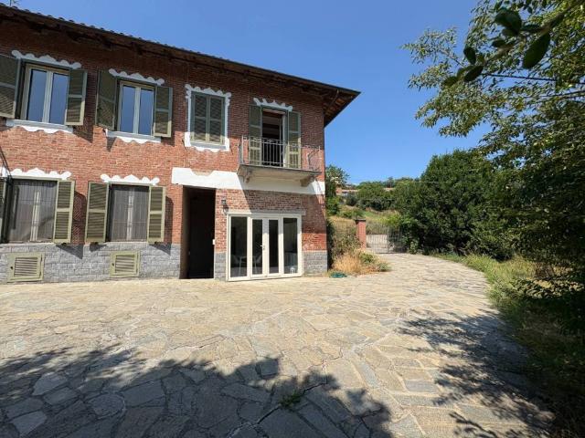 Rustico in vendita a Cunico, Asti