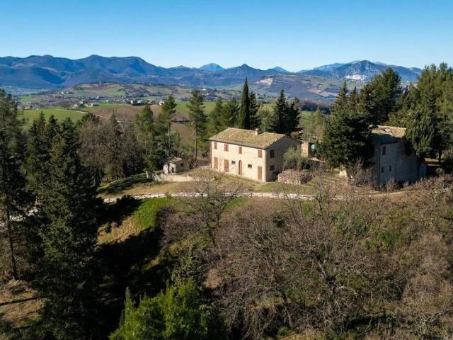 Rustico in vendita a Marche, Ancona