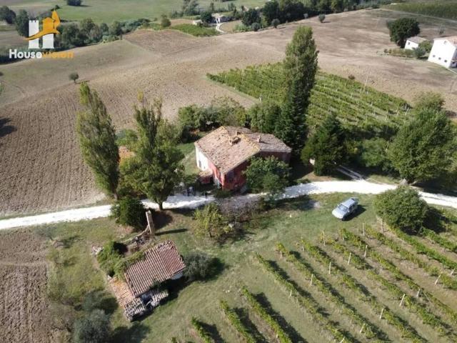Rustico in vendita a Marche, Ancona