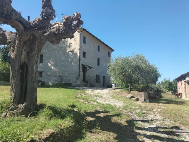 Rustico in vendita a Marche, Ancona