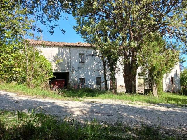 Rustico in vendita a Marche, Ancona