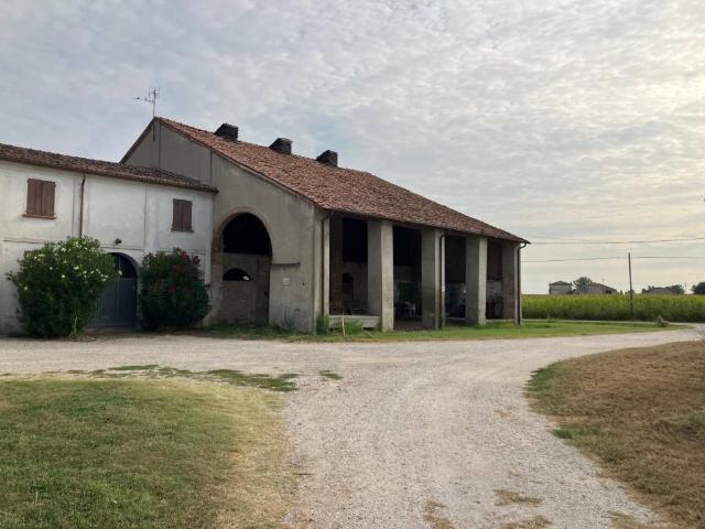 Rustico in vendita a Curtatone, Lombardia