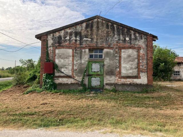 Rustico in vendita a Curtatone, Lombardia