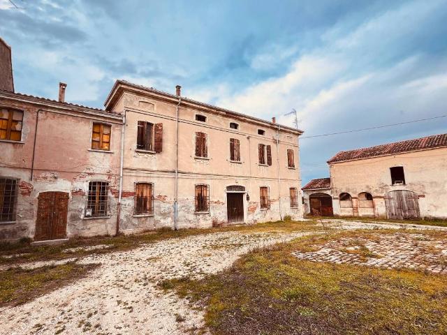 Rustico in vendita a Grazie, Curtatone