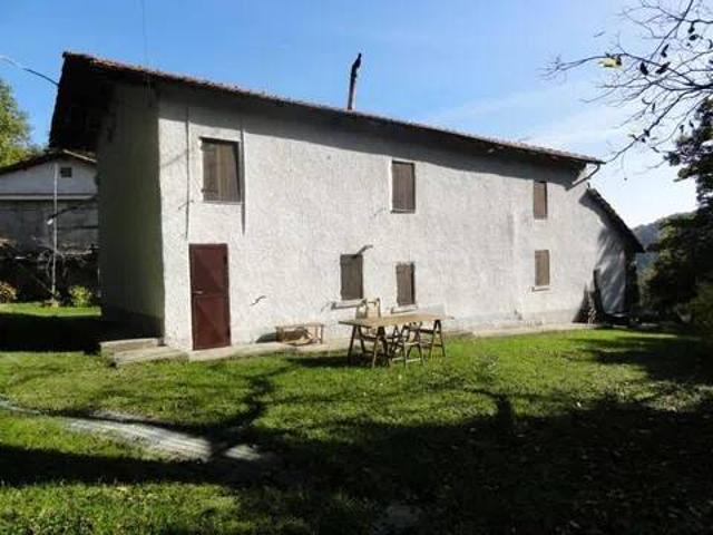 Rustico in vendita a Dego, Liguria