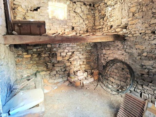 Rustico in vendita a Diano San Pietro, Liguria