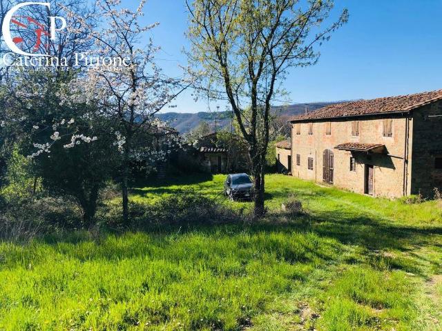 Rustico in vendita a Carbonile, Dicomano