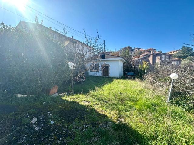 Rustico in vendita a Laurignano, Dipignano