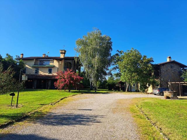 Rustico in vendita a Dolegna Del Collio, Friuli-Venezia Giulia