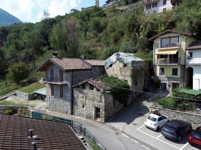 Rustico in vendita a Vercana, Lombardia