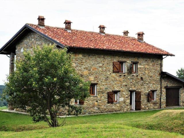 Rustico in vendita a Piemonte, Biella