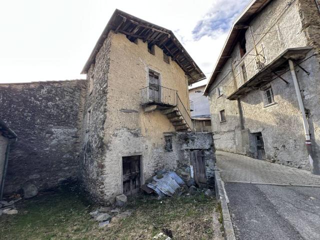 Rustico in vendita a Stazzona, Lombardia