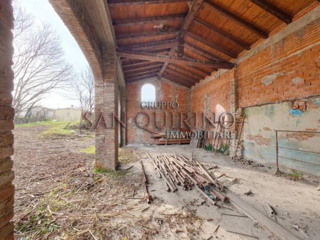 Rustico in vendita a Dosolo, Lombardia