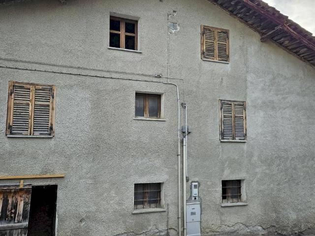 Rustico in vendita a Doues, Aosta