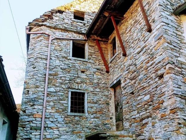 Rustico in vendita a Piemonte, Verbano-cusio-ossola