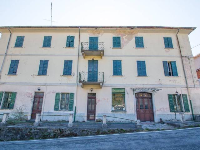 Rustico in vendita a Comunità Montana Valli del Verbano, Dumenza