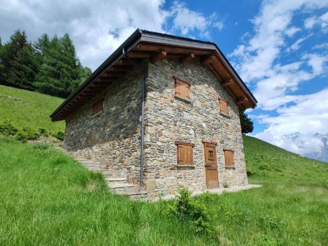 Rustico in vendita a Comunità montana della valle Camonica, Edolo