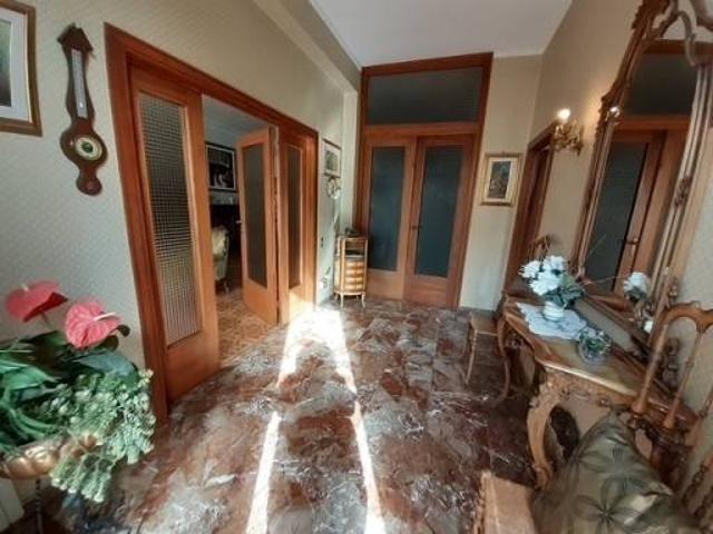 Rustico in vendita a Serravalle, Empoli