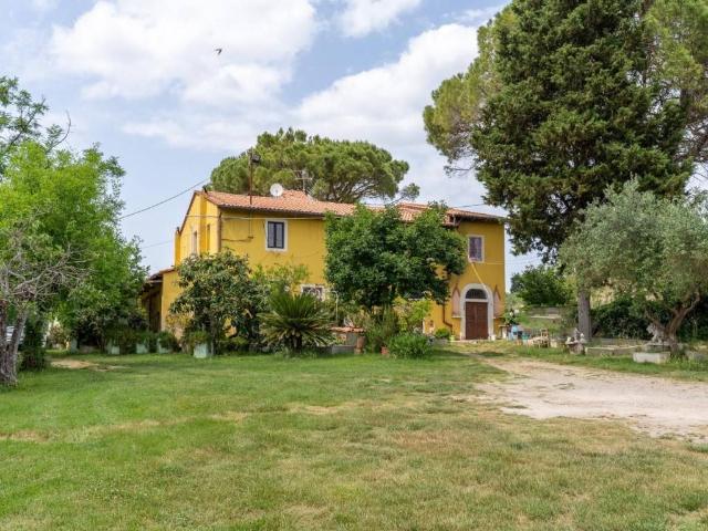Rustico in vendita a Unione dei Comuni Circondario dell'Empolese Valdelsa, Empoli