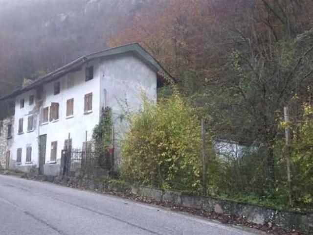 Rustico in vendita a Enego, Veneto