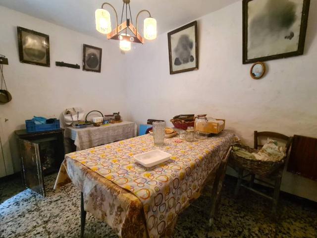 Rustico in vendita a Erli, Liguria