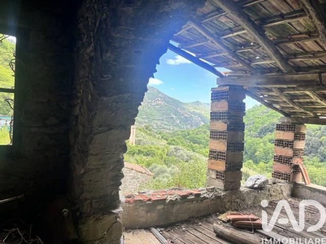 Rustico in vendita a Erli, Liguria
