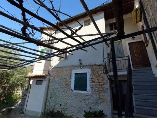 Rustico in vendita a Erli, Liguria
