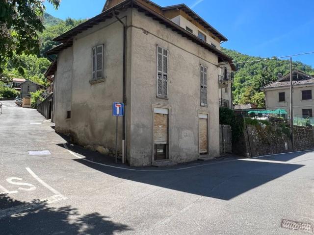 Rustico in vendita a Erve, Lombardia