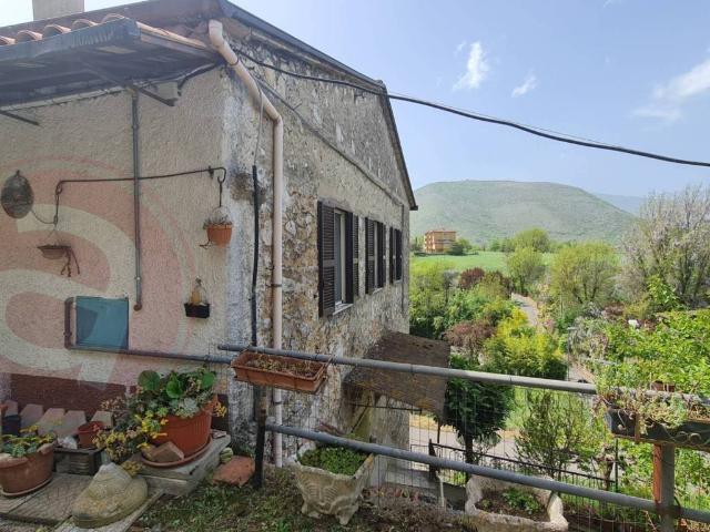 Rustico in vendita a Esperia, Lazio
