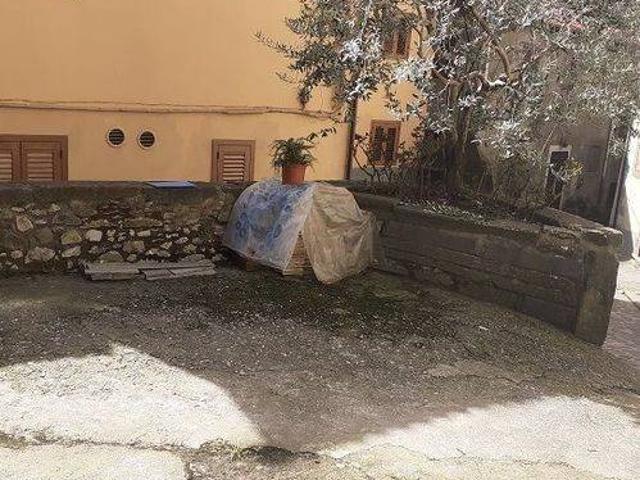 Rustico in vendita a Fabbriche di Vallico, Fabbriche di Vergemoli