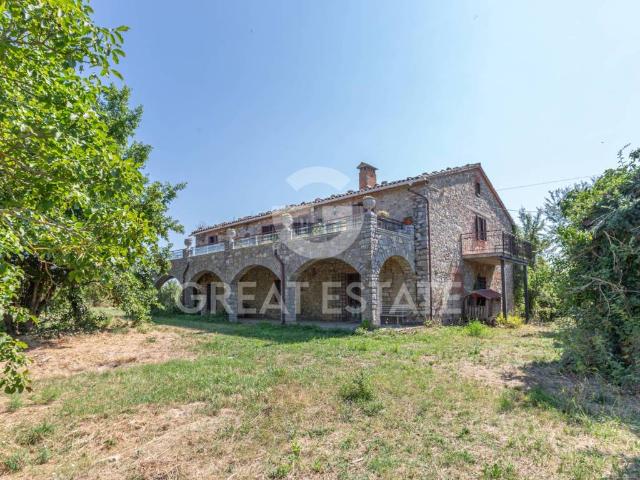 Rustico in vendita a Fabro, Umbria